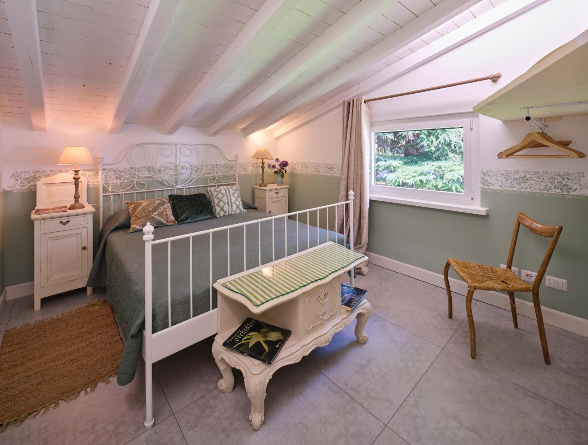 Casa Mileti Bed & Breakfast Vercurago Exterior photo
